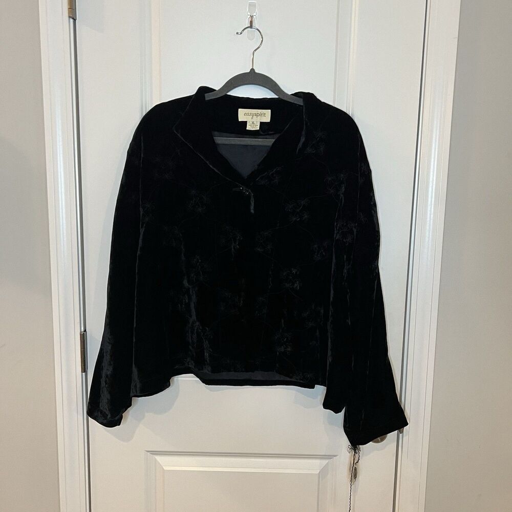 Easyspirit Women’s‎ Velvet Jacket XL Embroidered Dolman Sleeve Whymsigoth